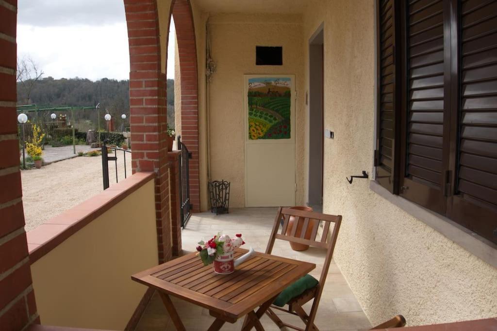 Casa Vacanze Podere San Giusto 渥尔特拉 外观 照片
