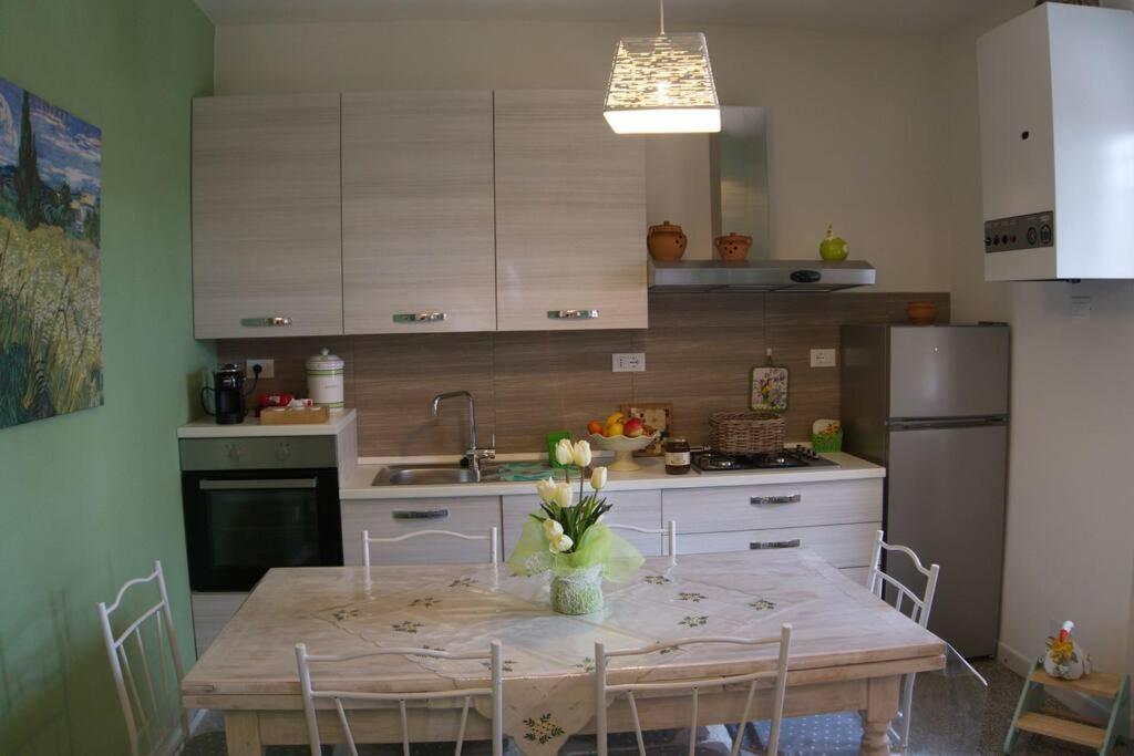 Casa Vacanze Podere San Giusto 渥尔特拉 外观 照片