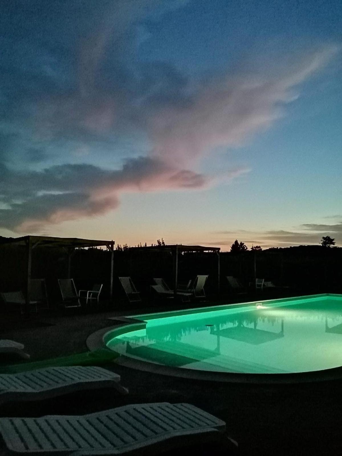 Casa Vacanze Podere San Giusto 渥尔特拉 外观 照片